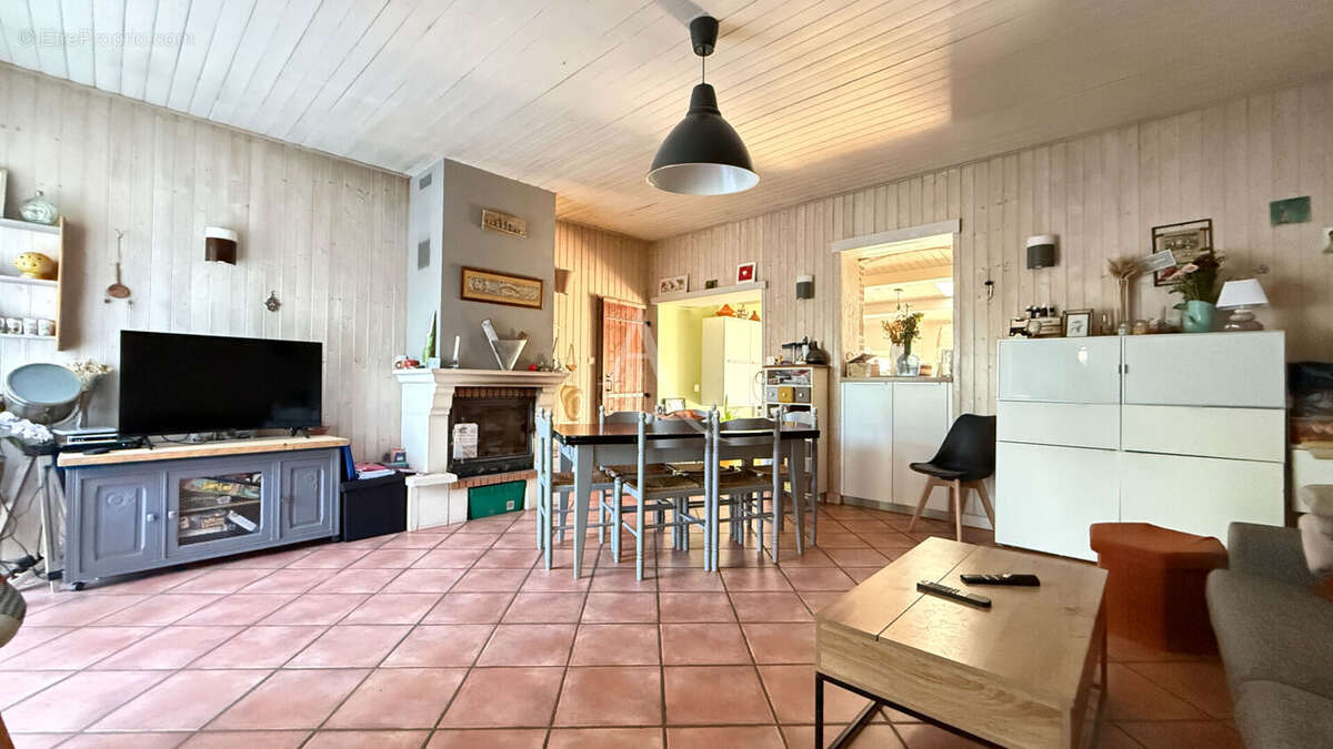 Maison à VENANSAULT