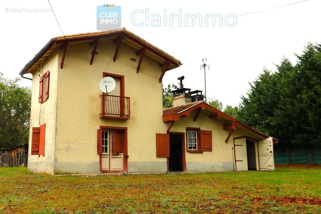 Maison à LERM-ET-MUSSET