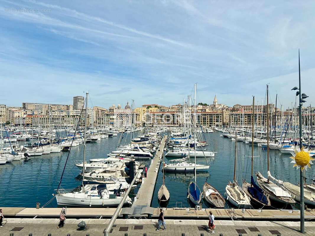 Commerce à MARSEILLE-1E