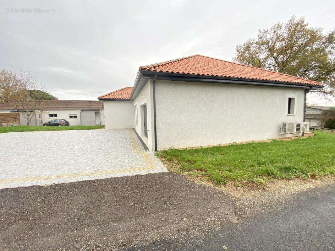 Maison à VAYRAC