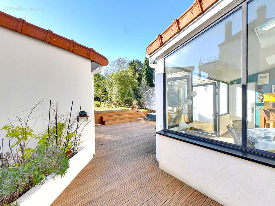 Maison à BRY-SUR-MARNE