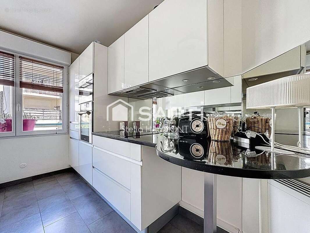 Photo 5 - Appartement à ASNIERES-SUR-SEINE