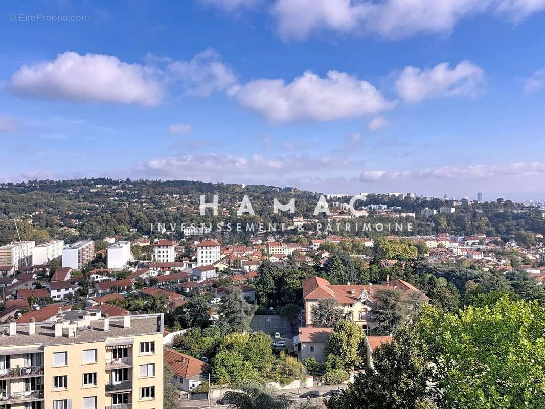 Appartement à OULLINS