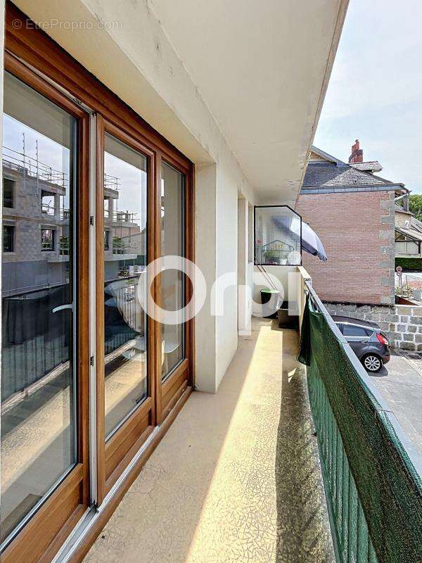 Studio meuble en excellent etat vendu loue - photo 5