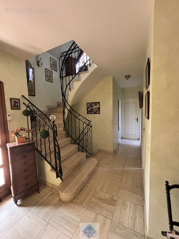 Maison à OISEMONT