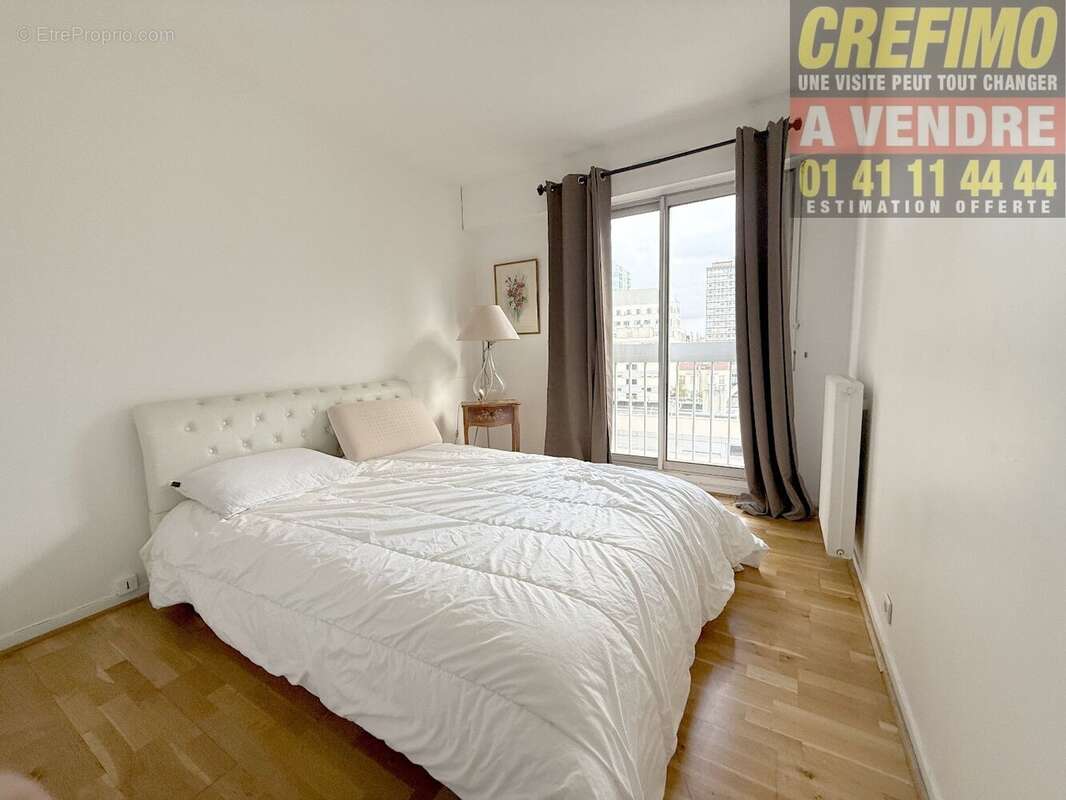 Appartement à COURBEVOIE