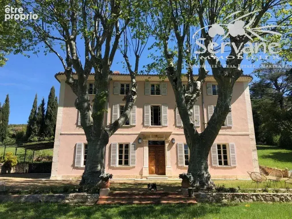 Maison à AUPS