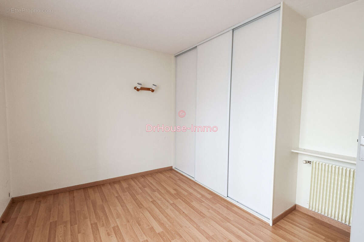 Maison à NEUVILLE-DE-POITOU