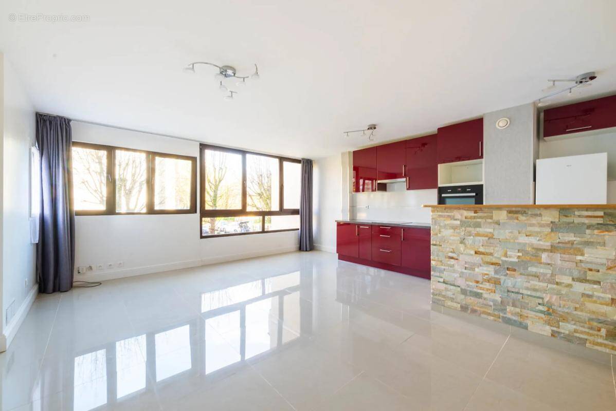 Appartement à CHAMPS-SUR-MARNE