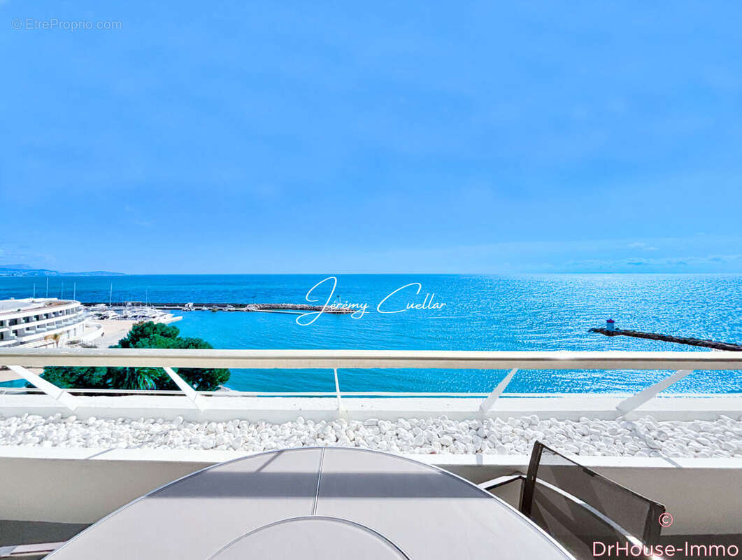 Appartement à VILLENEUVE-LOUBET