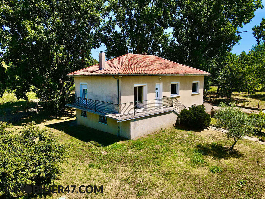 Maison à MONTPEZAT