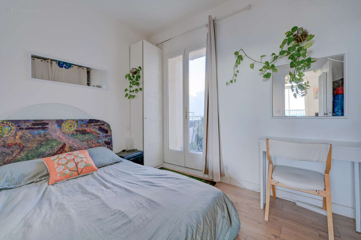 Appartement à MARSEILLE-7E