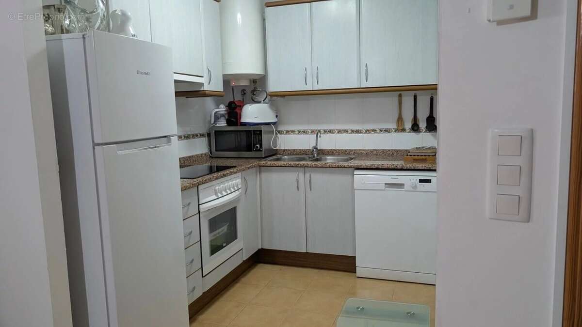 Appartement à LE CAYROL