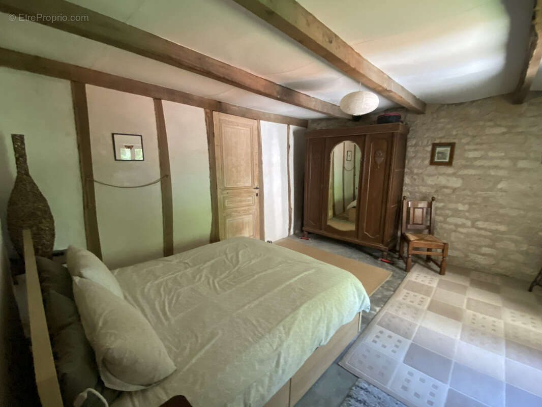 Maison à CAMPAGNAC