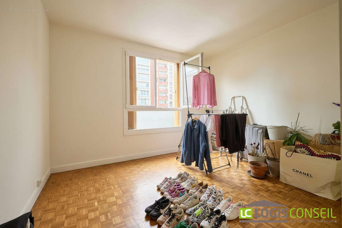 Appartement à BOURG-LA-REINE