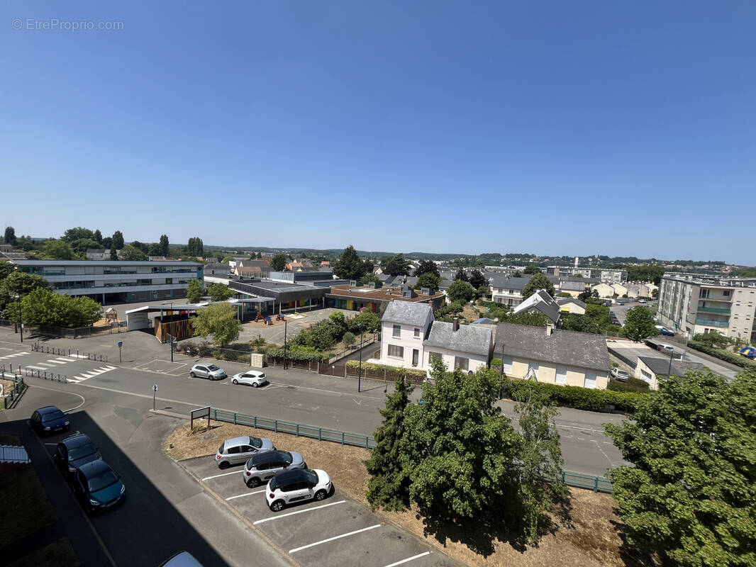 Appartement à ALLONNES