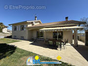 Maison à REVENTIN-VAUGRIS