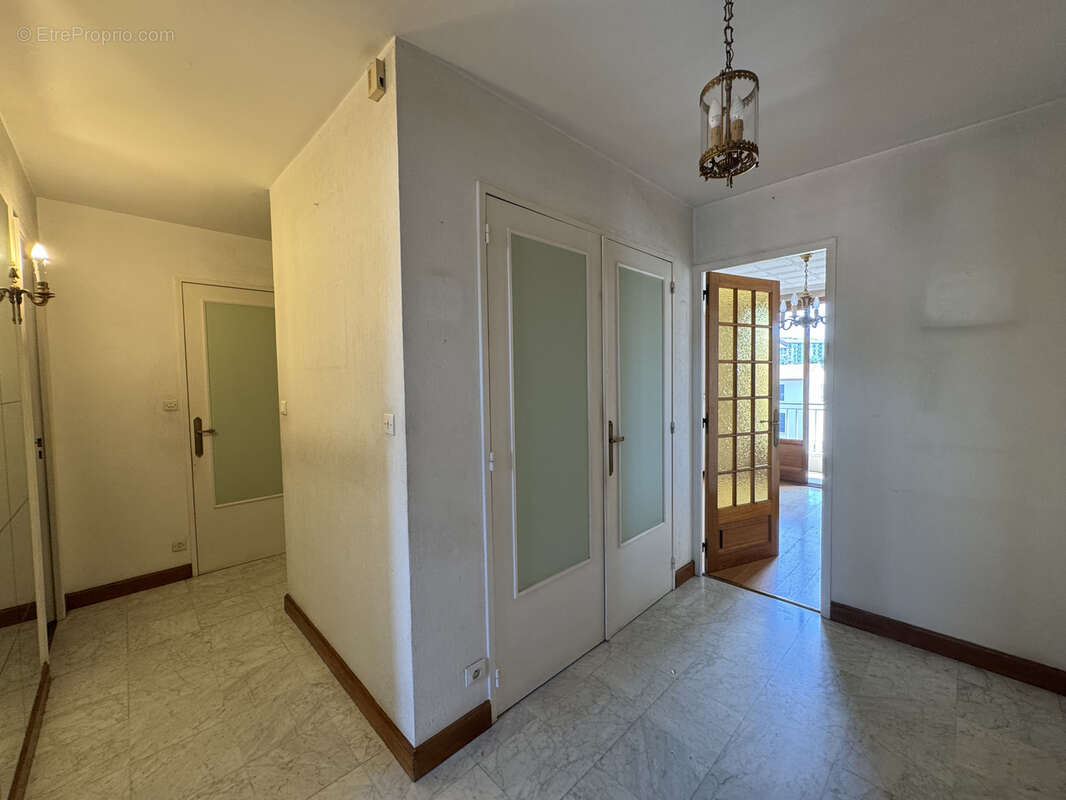 Appartement à SAINT-ETIENNE