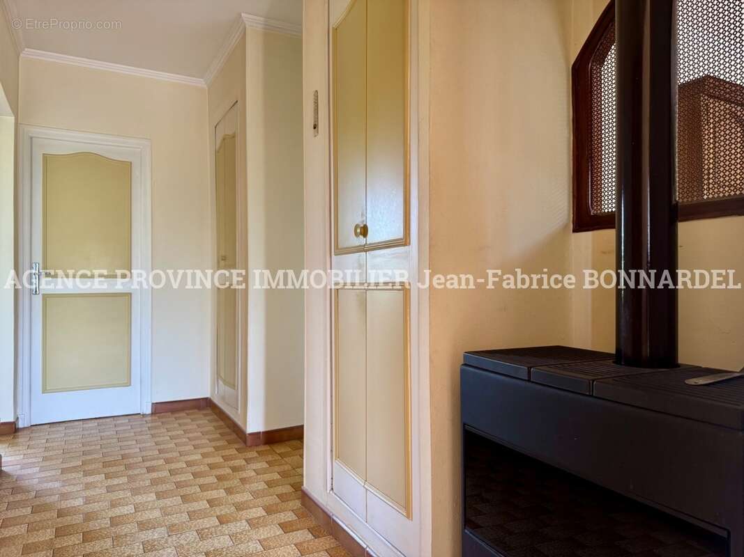 Maison à BOLLENE