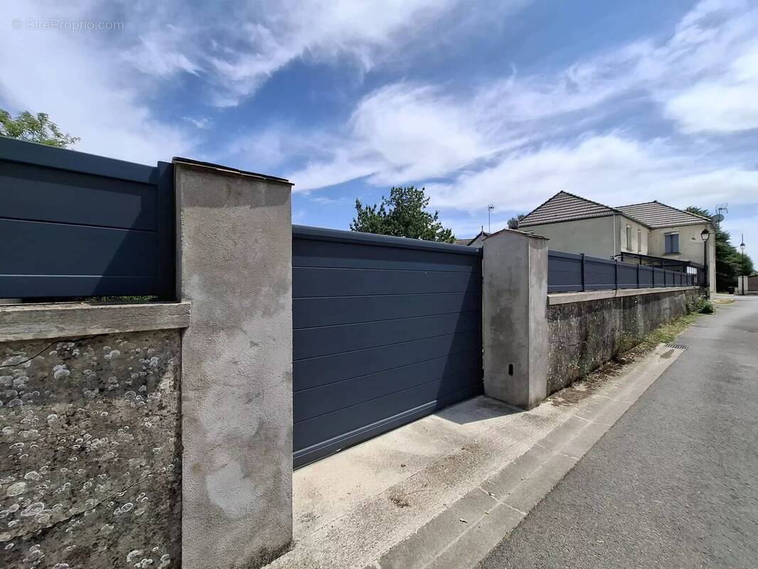 Maison à CERNEUX