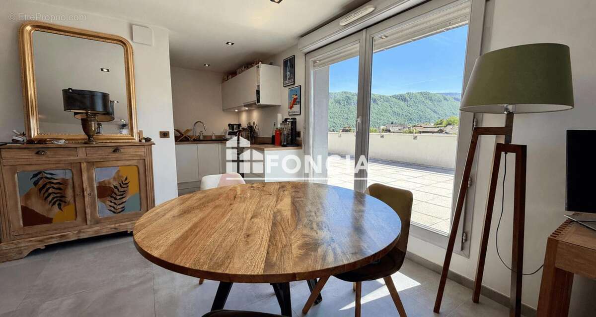 SEYNOD – Appartement T3 dernier étage avec terrasse de 35 m² plein sud et vue montagnes - photo 6