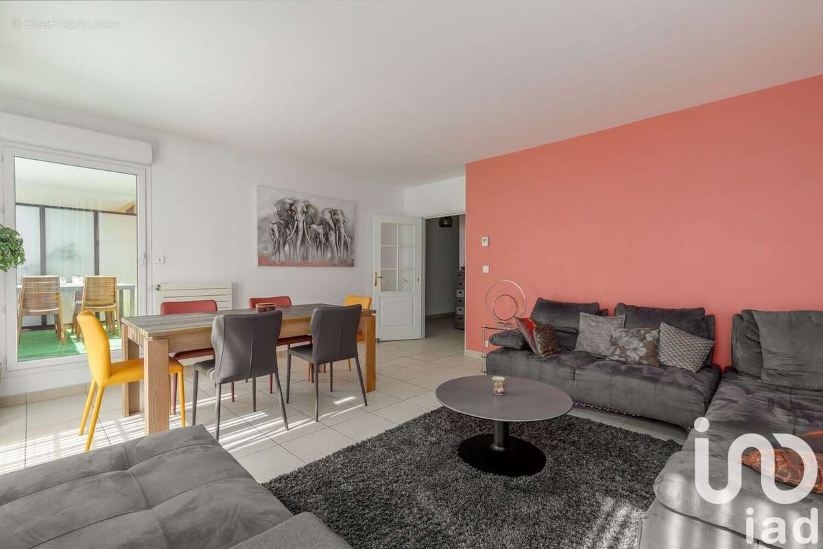 Photo 5 - Appartement à TASSIN-LA-DEMI-LUNE