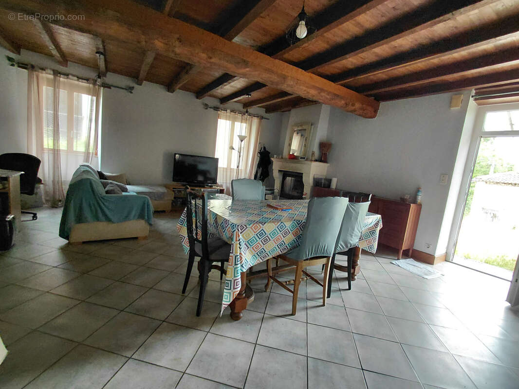 A vendre à montagrier - photo 5