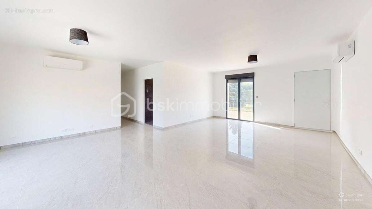 Maison de 111m2 à Mehun sur Yèvre - photo 2