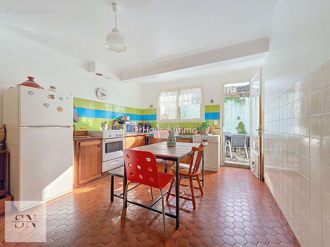 Maison à SAINTE-LIVRADE-SUR-LOT