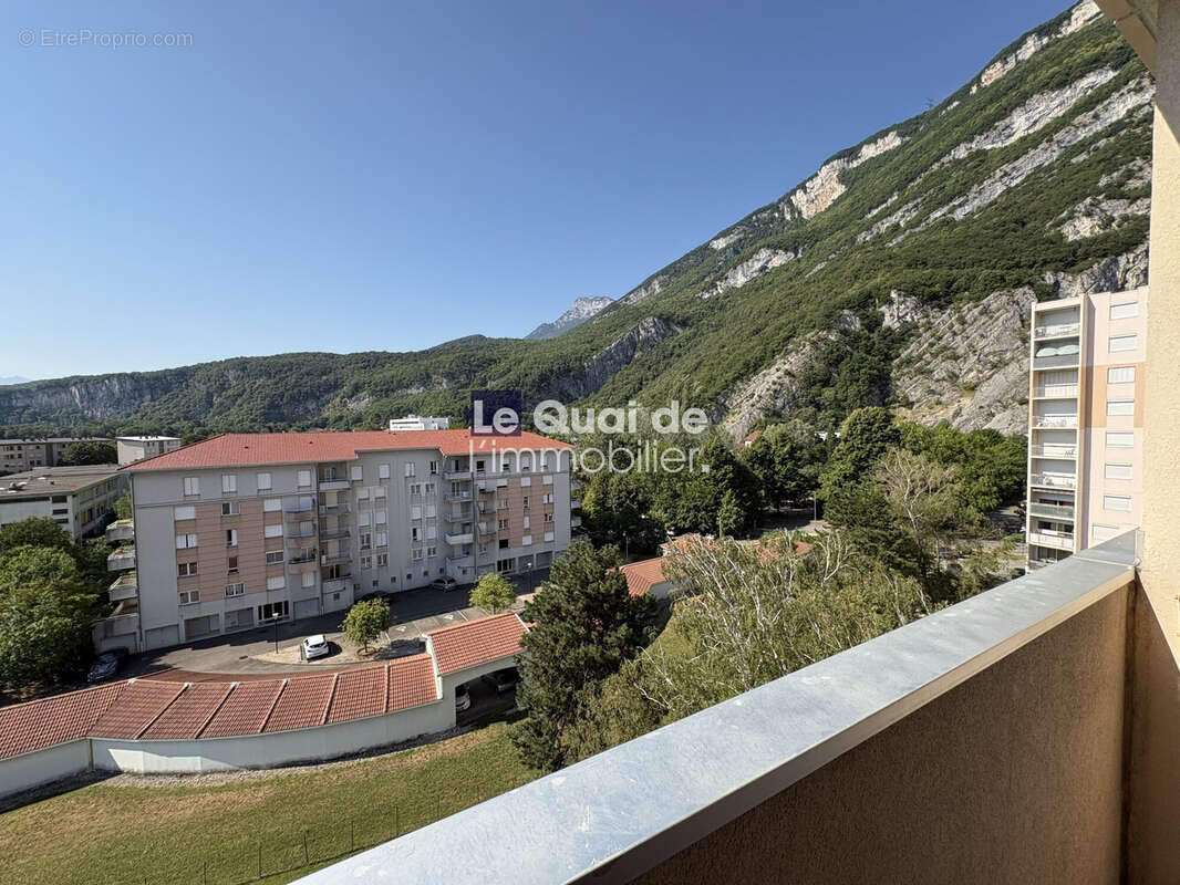 Appartement à SASSENAGE