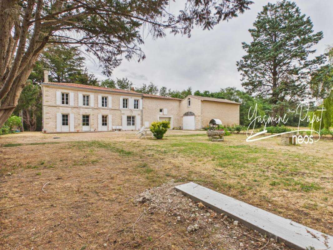 Maison à SAINT-SYMPHORIEN