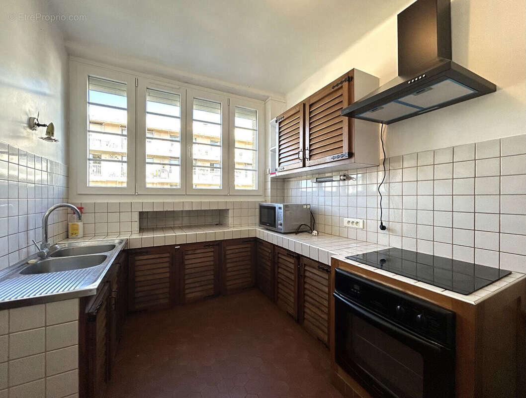 Appartement 4 pièce(s) 68 m² - secteur etion - photo 2