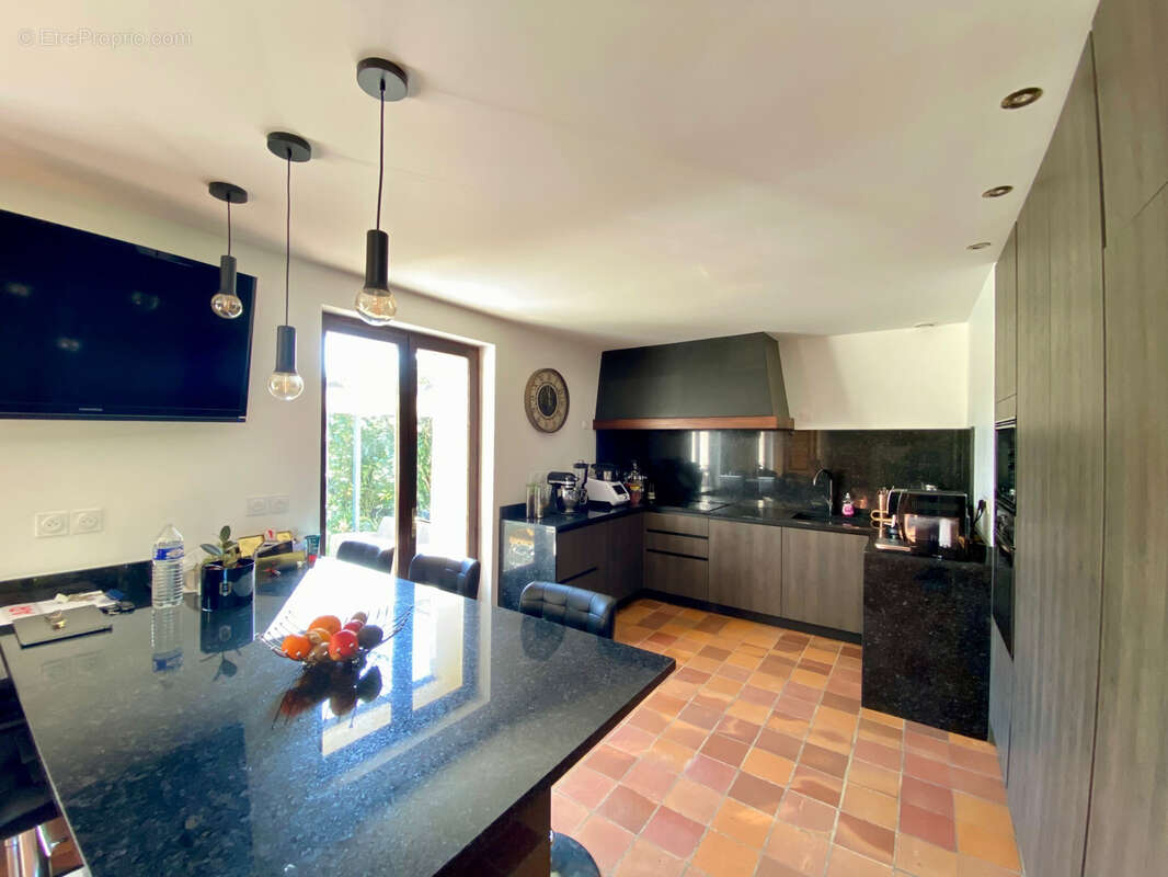 Maison à THOIRY