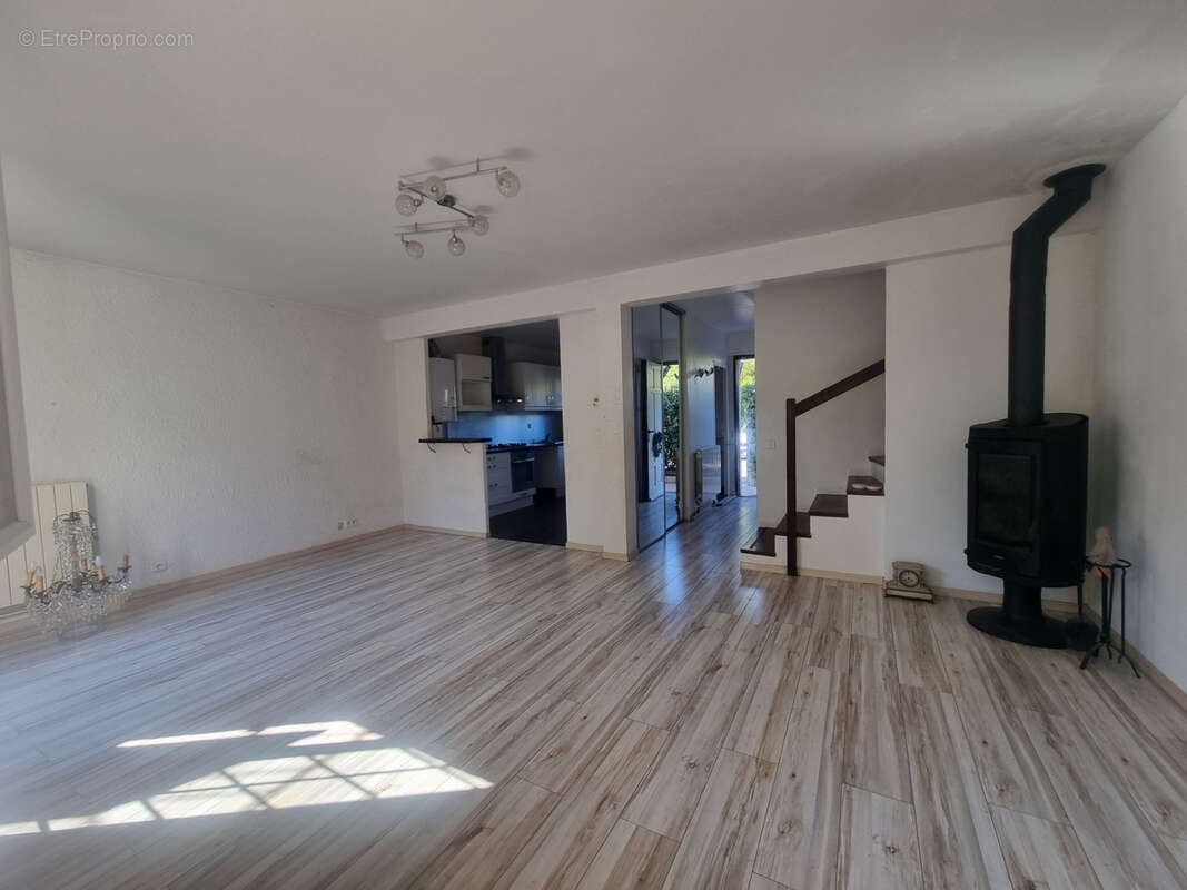 Maison à VILLENEUVE-LOUBET