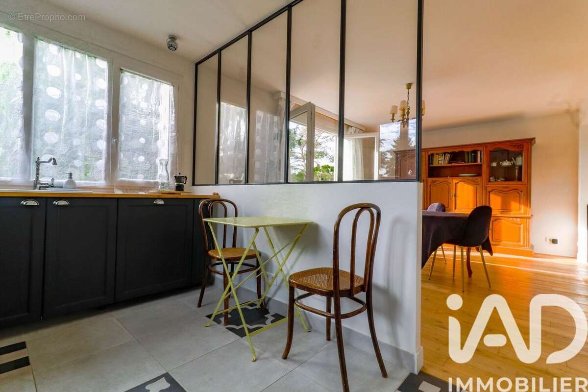 Photo 5 - Maison à SAINT-GERMAIN-LES-ARPAJON