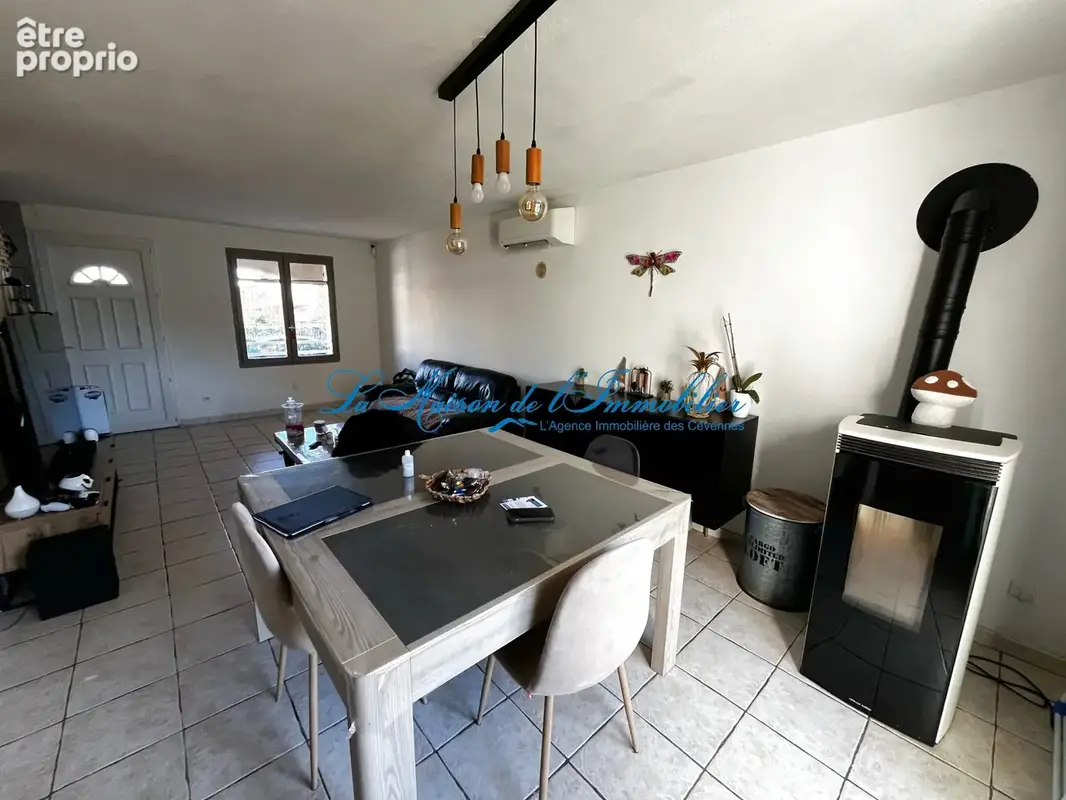 Rousson maison 3 face de type F5 avec garage sur 360m2 de jardin. - photo 5