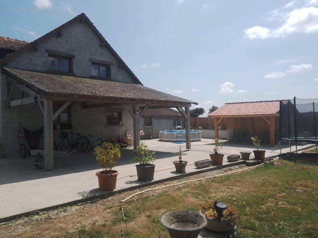 Maison à SAINT-HIPPOLYTE