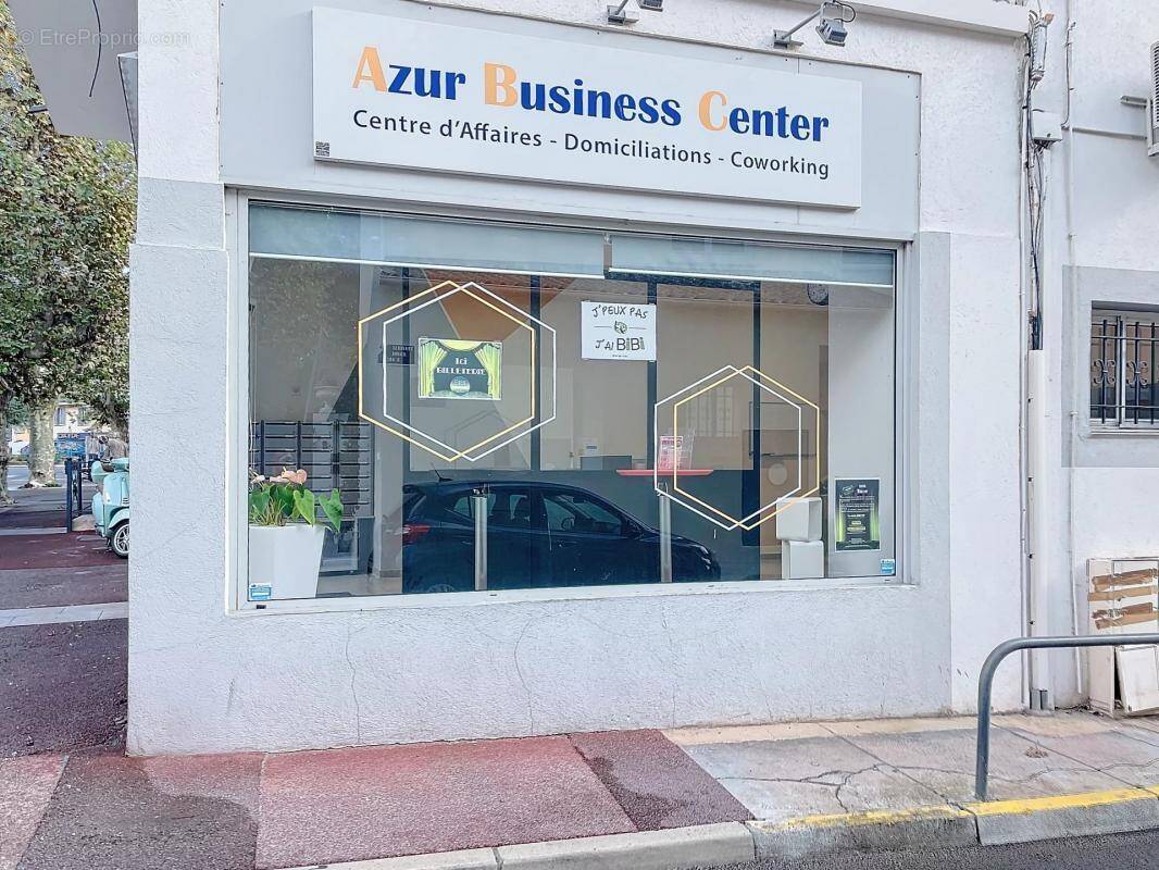 Commerce à SAINT-RAPHAEL