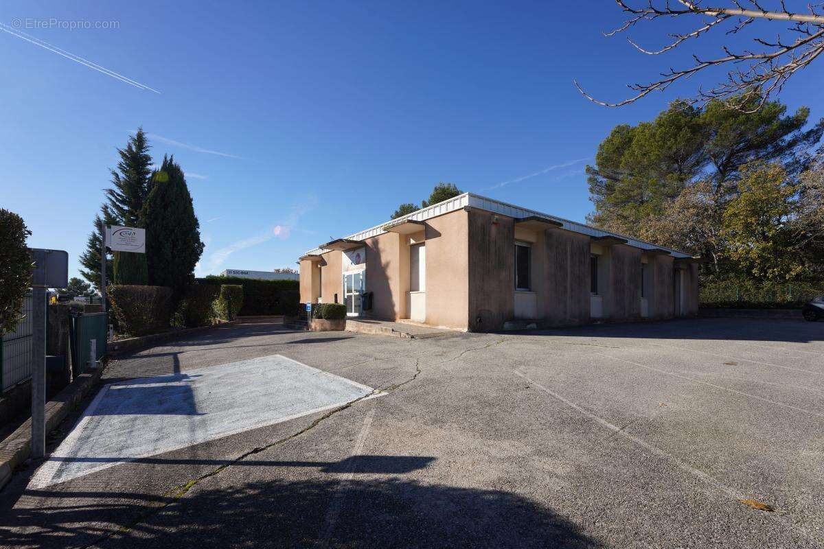 Appartement à VENELLES