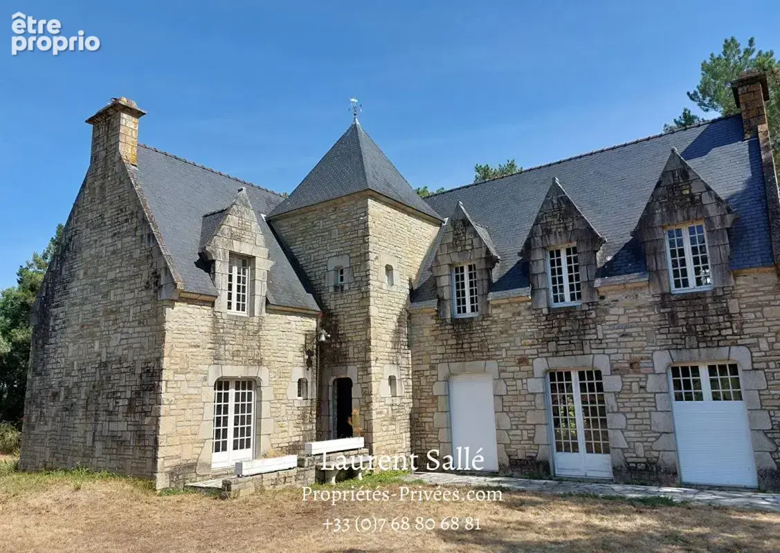 Maison de Maître de 250 m2, édifiée dans un parc boisée de plus de 4 hectares - photo 2