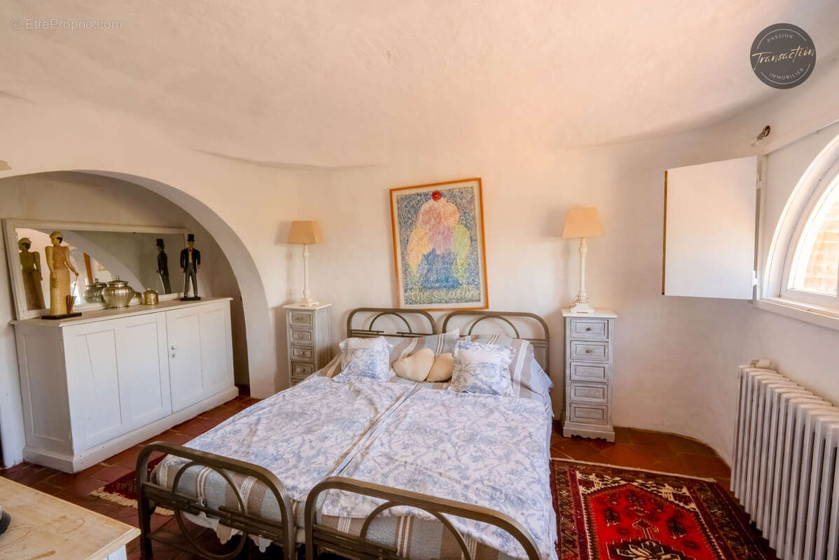 Maison à SAINT-HIPPOLYTE