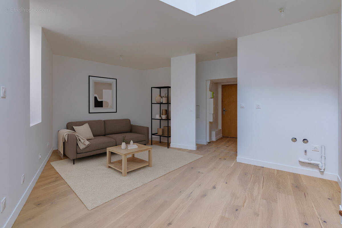 Appartement à SAINT-GENIS-LAVAL