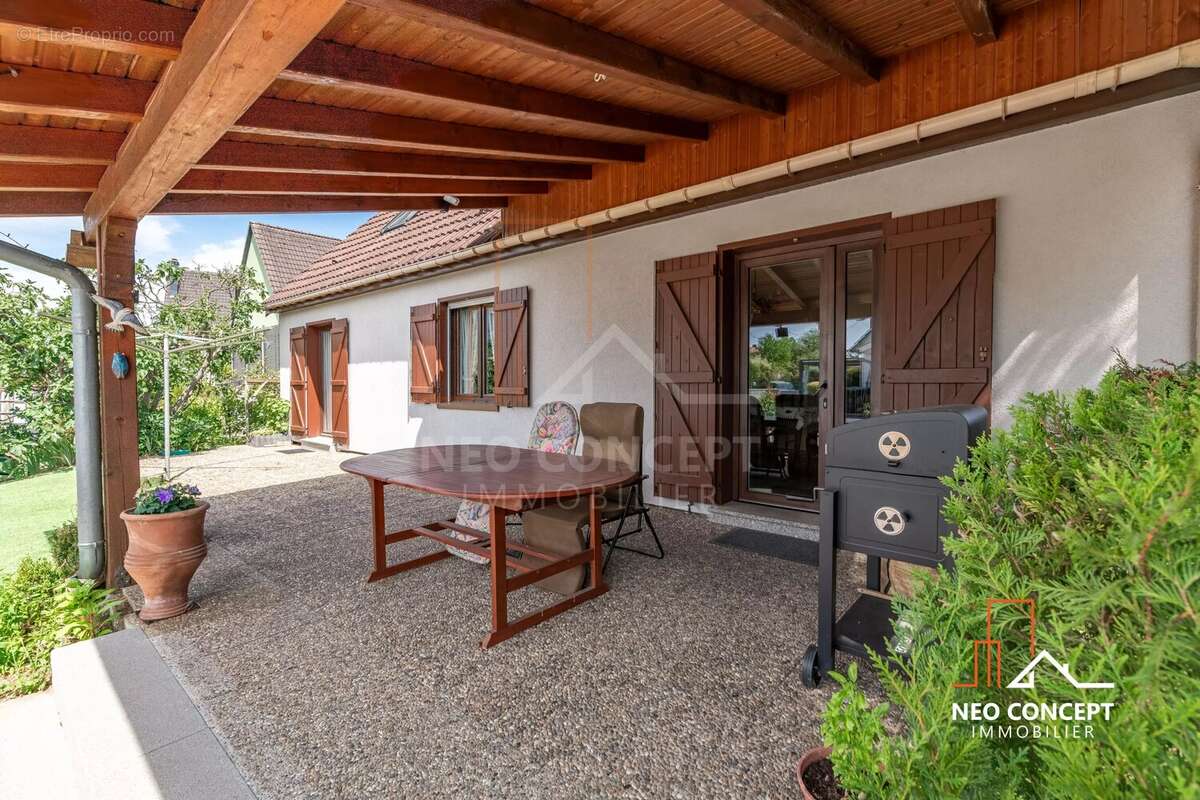 Maison familiale 124 m² habitables – 149 m² au sol – Terrain de 7,16 ares - photo 4