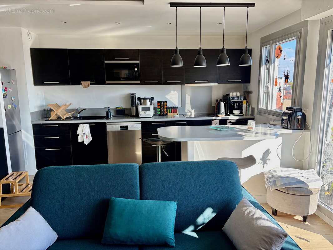 Appartement à CHARENTON-LE-PONT