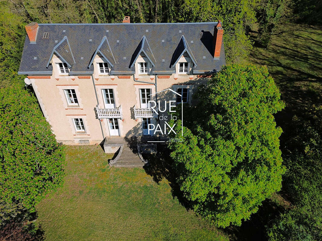 Maison à LATILLE