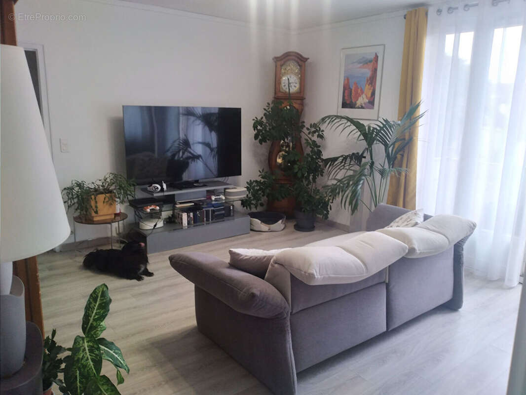 Appartement à MANTES-LA-VILLE