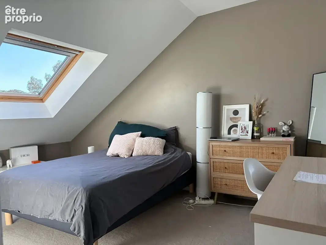 Maison de caractère de 156 m² avec 5 chambres, un jardin et un passage vélos - photo 18