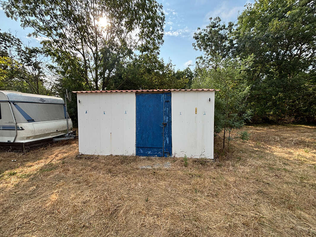Terrain de loisirs de 1 019 m²  - Environnement privilégié à Saint-Georges-d'Oléron - photo 4