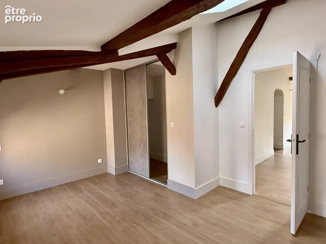 Albi Secteur Unesco - Superbe appartement de type 4 avec ascenseur. - photo 8