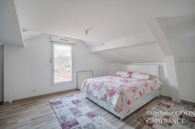 Maison à ECHIROLLES